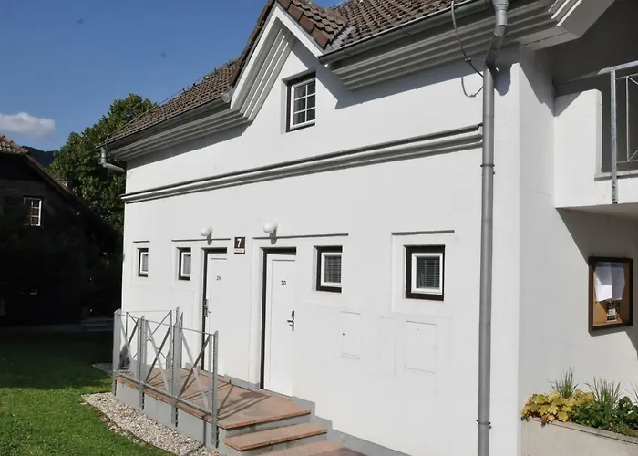 Vas Lipa 7 -30 * Podčetrtek